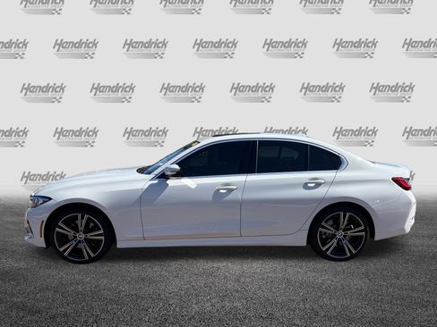 Used 2024 BMW 330i Sedan w/ Premium Package RWD image 7