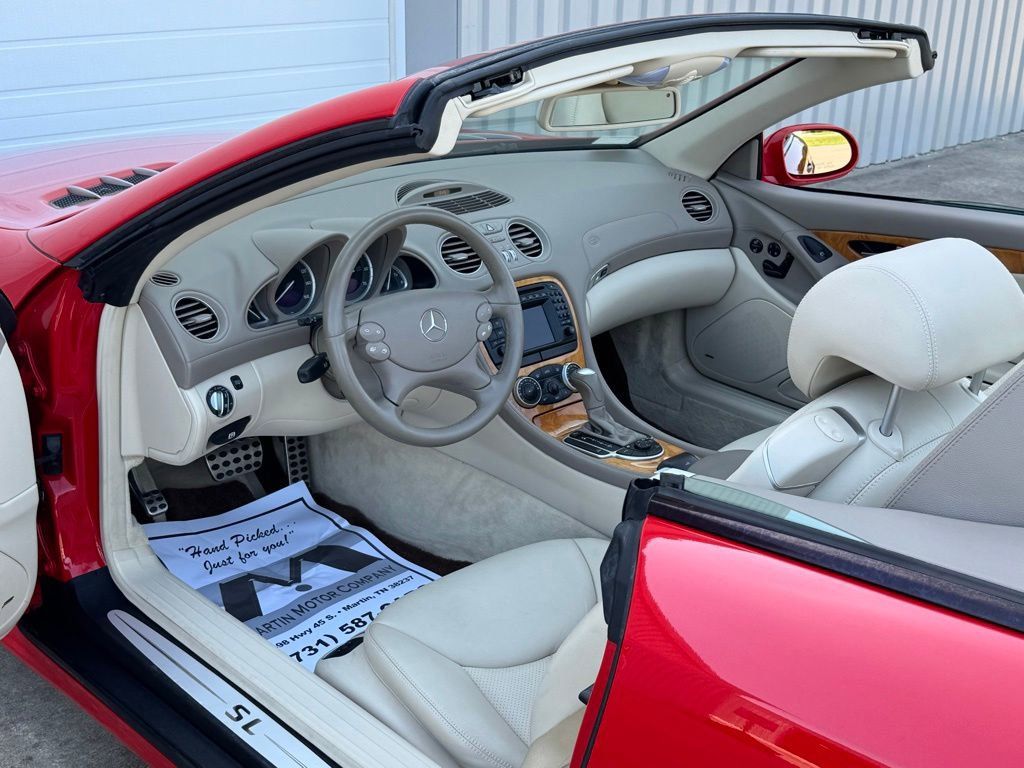 Used 2003 Mercedes-Benz SL 500 image 2