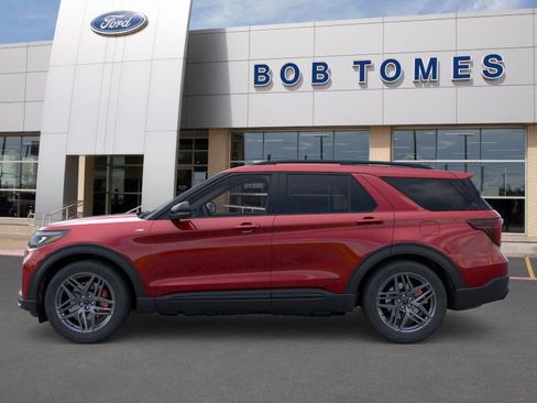 New 2026 Ford Explorer ST-Line w/ ST-Line Street Pack image 3