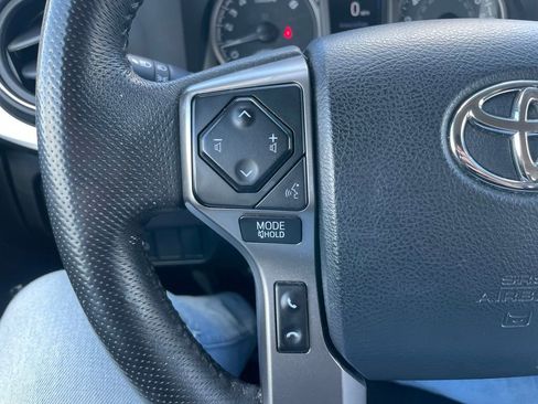 Used 2023 Toyota Tacoma SR5 AWD/4WD image 19