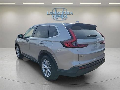 Used 2024 Honda CR-V EX image 3