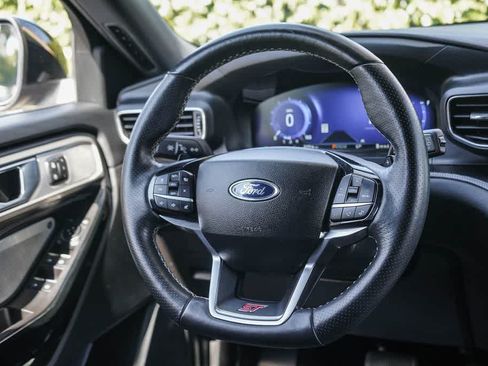 Used 2022 Ford Explorer ST w/ Equipment Group 401A AWD/4WD image 13