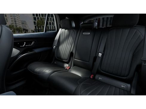 New 2026 Mercedes-Benz EQS 400 4MATIC SUV image 5