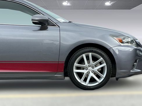 Used 2017 Lexus CT 200h w/ Navigation System Package image 22