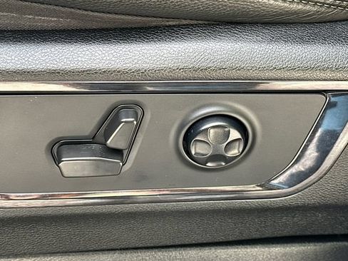 Used 2022 RAM 1500 Limited AWD/4WD image 38