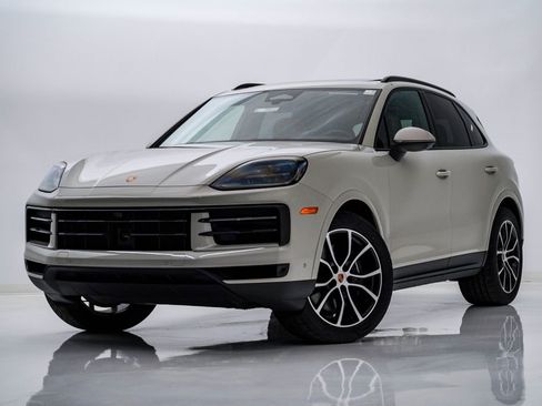 New 2026 Porsche Cayenne image 1