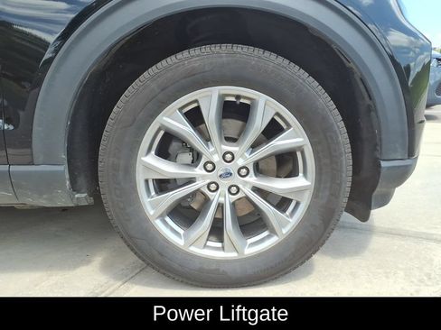 Used 2020 Ford Explorer XLT w/ Equipment Group 202A AWD/4WD image 9