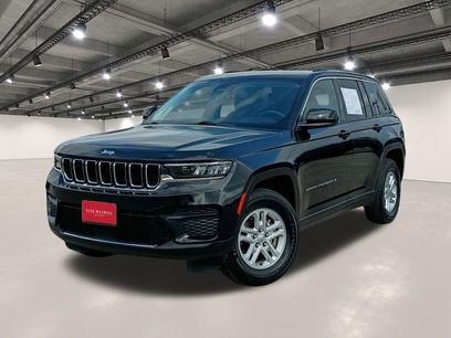 Used 2024 Jeep Grand Cherokee Laredo