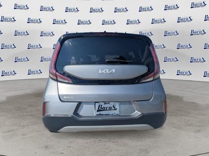 Used 2024 Kia Soul LX w/ Option Group 015