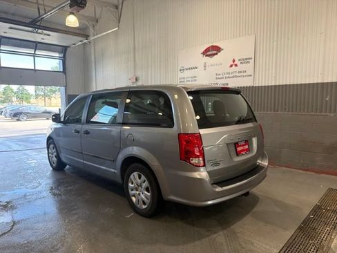 Used 2014 Dodge Grand Caravan American Value Package FWD image 6