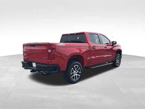 Used 2020 Chevrolet Silverado 1500 Custom Trail Boss w/ Custom Convenience Package AWD/4WD image 3