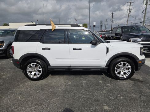 Certified 2021 Ford Bronco Sport image 4