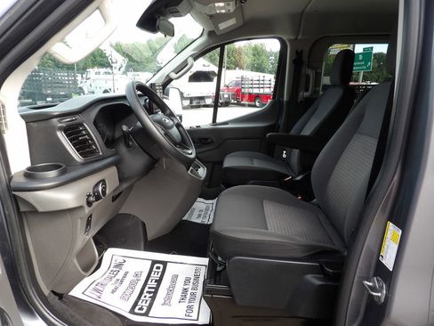 Used 2021 Ford Transit 350 XLT image 17