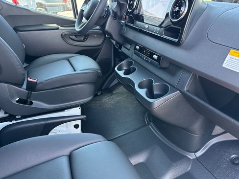 New 2026 Mercedes-Benz Sprinter 2500 image 15
