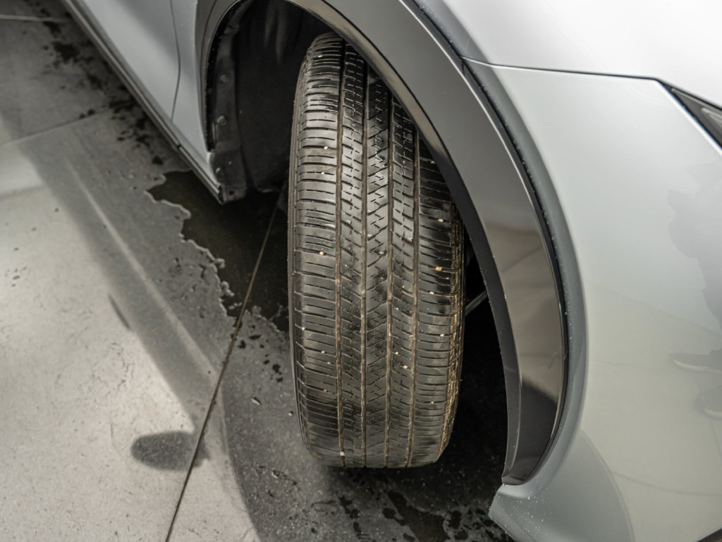 Certified 2024 Lexus RZ 300e Premium FWD image 40