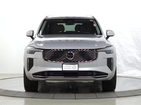 Certified 2025 Volvo XC90 B5 Plus AWD/4WD image 2