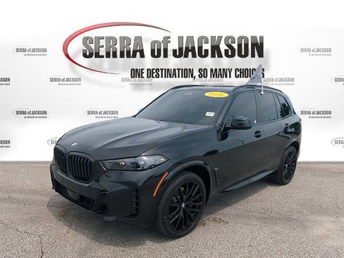 Used 2026 BMW X5 sDrive40i w/ M Sport Package RWD image 5