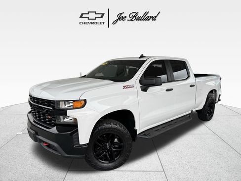 Used 2019 Chevrolet Silverado 1500 Custom Trail Boss w/ Custom Convenience Package AWD/4WD image 1