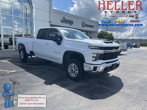 Used 2026 Chevrolet Silverado 2500 LT AWD/4WD image 1