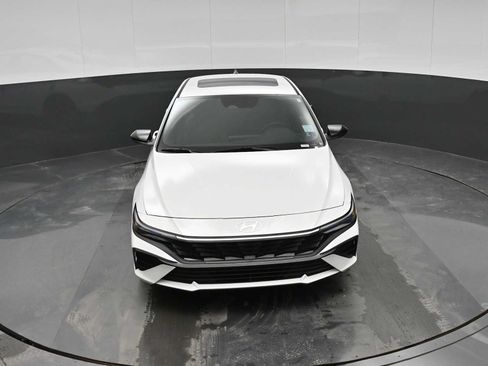 New 2026 Hyundai Elantra SEL Sport FWD image 24