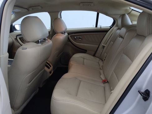 Used 2016 Ford Taurus Limited FWD image 18