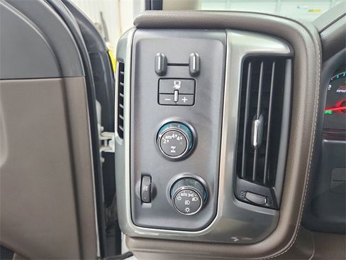 Used 2018 Chevrolet Silverado 1500 LTZ Z71 w/ LTZ Plus Package image 27