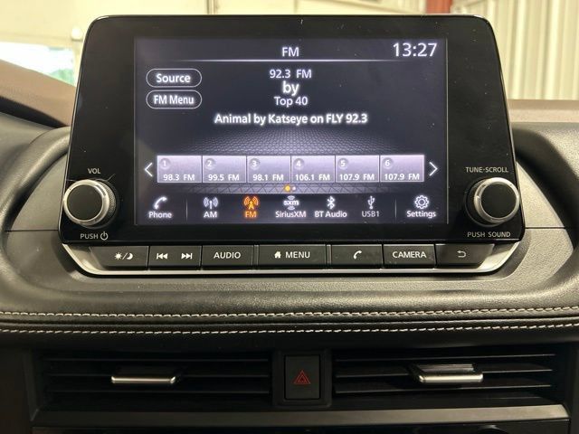 Used 2023 Nissan Rogue SV AWD/4WD image 26