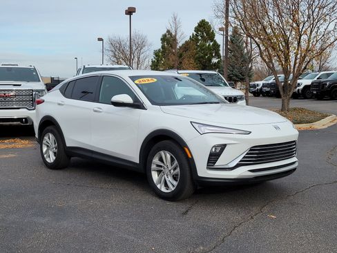 Used 2024 Buick Envista Preferred w/ Advanced Safety Package image 1