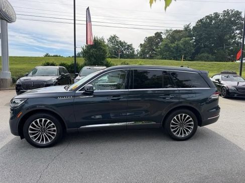 Used 2024 Lincoln Aviator Reserve w/ Equipment Group 201A AWD/4WD image 2