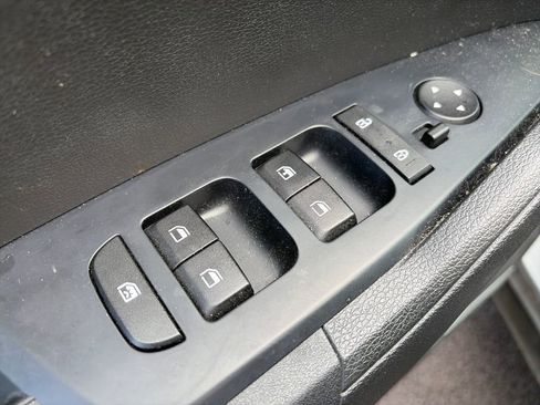 Used 2023 Kia Sportage LX AWD/4WD image 16