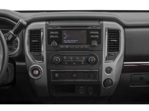 Used 2019 Nissan Titan SV w/ SV Convenience Package AWD/4WD image 13