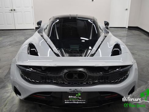 Used 2025 McLaren 750S image 13