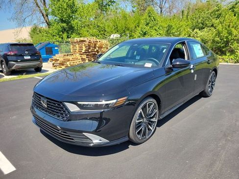 New 2026 Honda Accord Touring image 11