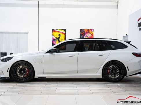 Used 2026 BMW M5 Touring AWD/4WD image 15