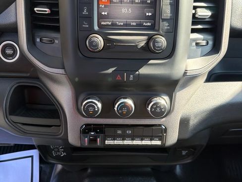 Used 2024 RAM 5500 Tradesman w/ Chrome Appearance Group AWD/4WD image 20