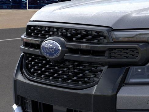 New 2025 Ford Ranger Lariat w/ Convenience Package image 18
