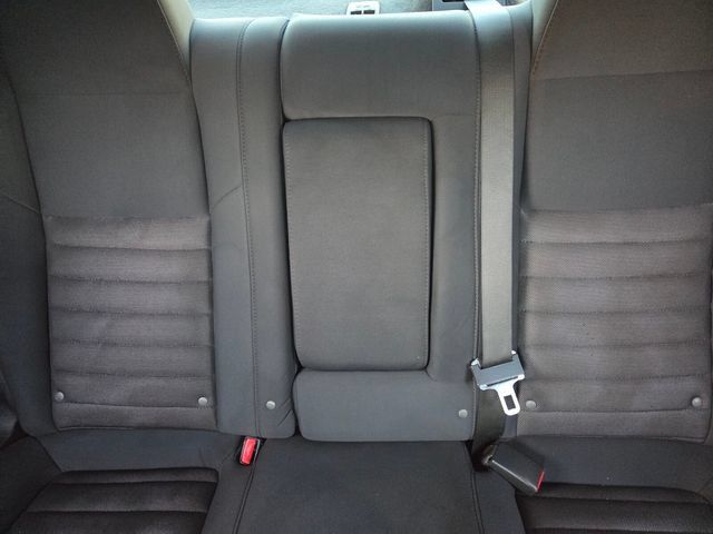 Used 2010 Dodge Challenger SE RWD image 7