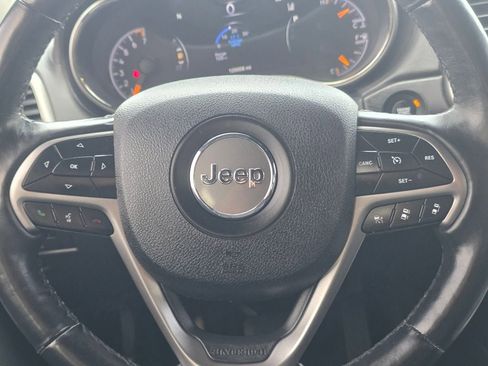 Used 2018 Jeep Grand Cherokee High Altitude image 19