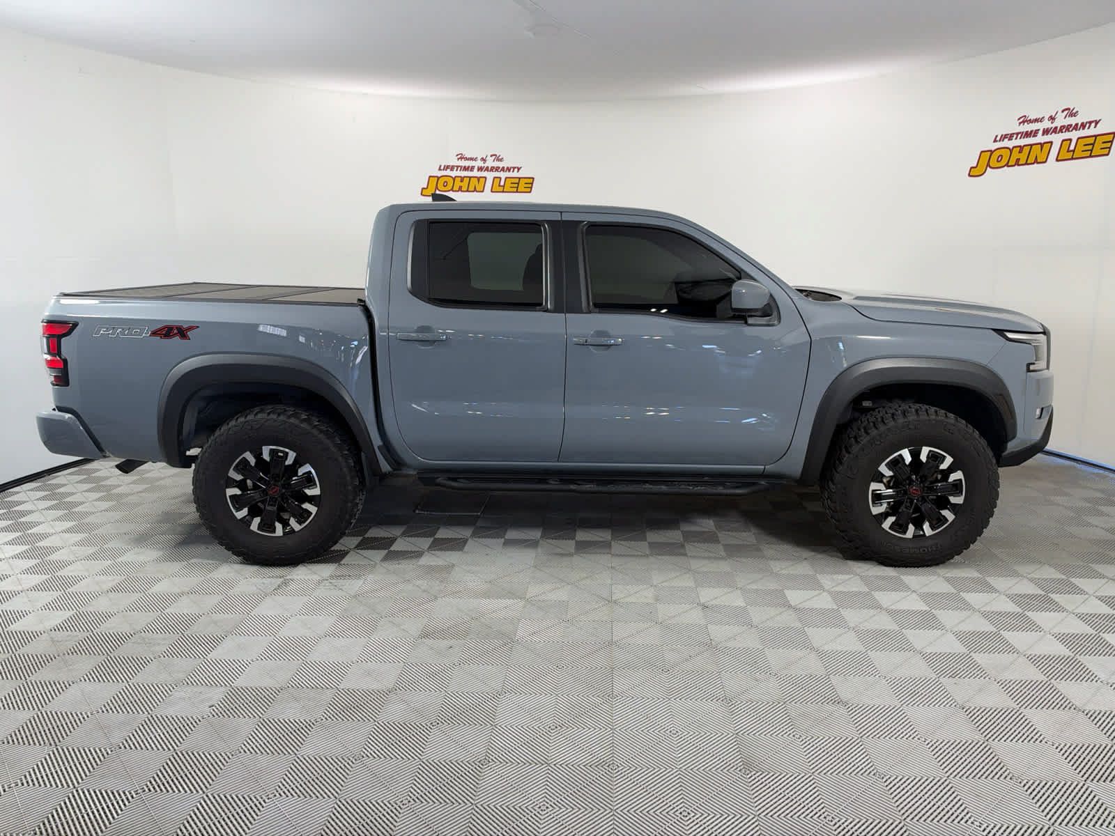 Certified 2024 Nissan Frontier PRO-4X w/ Technology Package AWD/4WD image 7