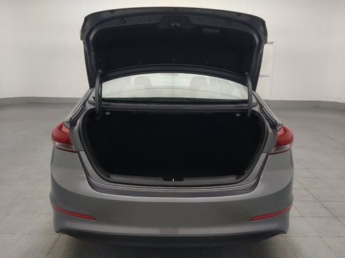 Used 2018 Hyundai Elantra SEL FWD image 29