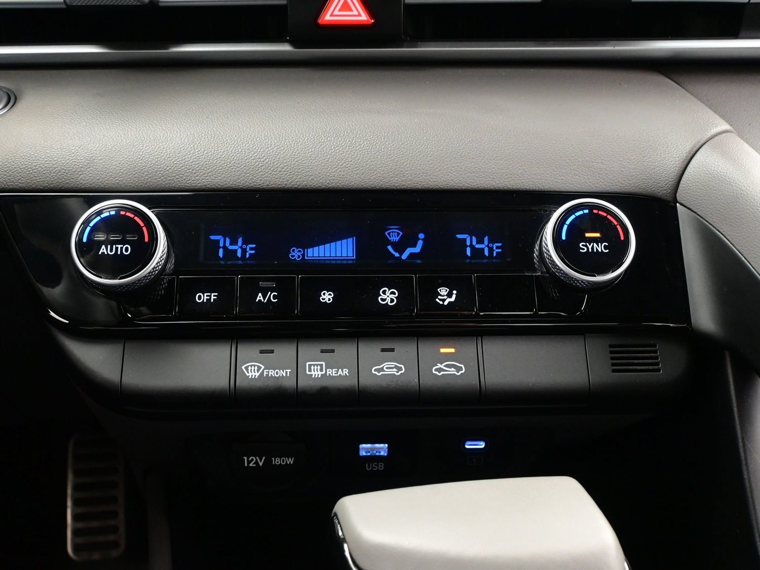 Used 2025 Hyundai Elantra Sport FWD image 19