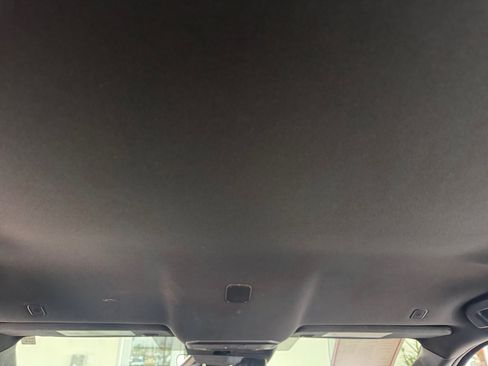 Certified 2025 Toyota Tacoma SR5 image 32