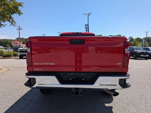 Used 2025 Chevrolet Silverado 2500 LT w/ Convenience Package AWD/4WD image 7