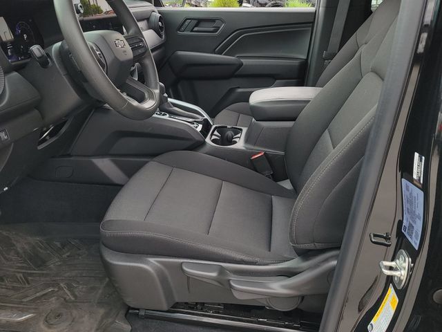 Used 2025 Chevrolet Colorado Trail Boss AWD/4WD image 9