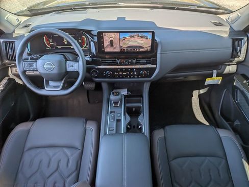 New 2026 Nissan Pathfinder Platinum w/ Cargo Package image 8