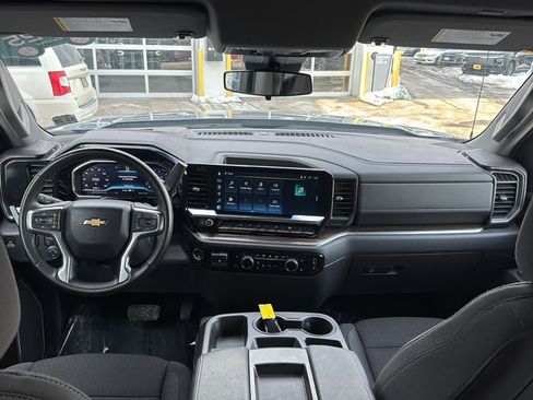 Used 2025 Chevrolet Silverado 1500 LT image 25