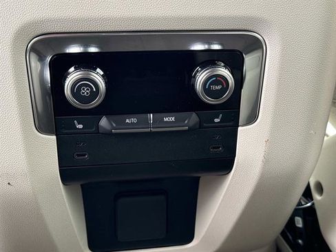 New 2026 GMC Yukon Denali w/ Sun & Power Step Package AWD/4WD image 20