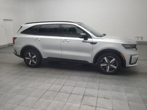 Used 2021 Kia Sorento S w/ Panoramic Sunroof Package FWD image 11
