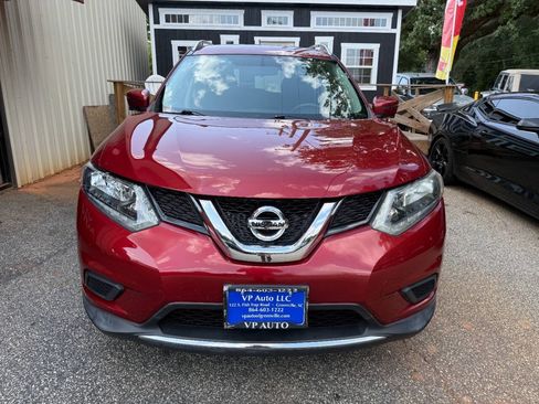 Used 2016 Nissan Rogue SV w/ SV Premium Package AWD/4WD image 2