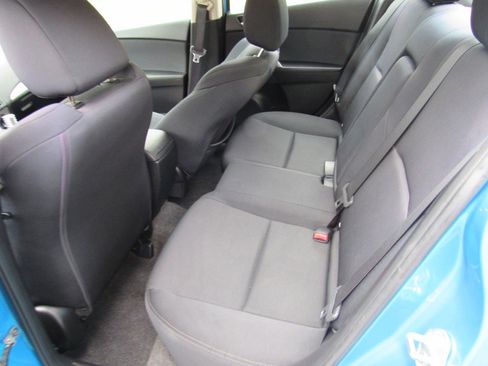 Used 2010 MAZDA MAZDA3 s Sport image 9